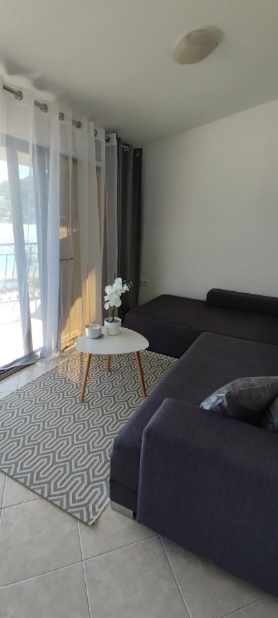 Apartman Mila Marina Esterno foto