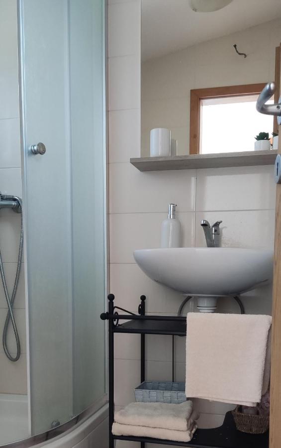 Apartman Mila Marina Esterno foto