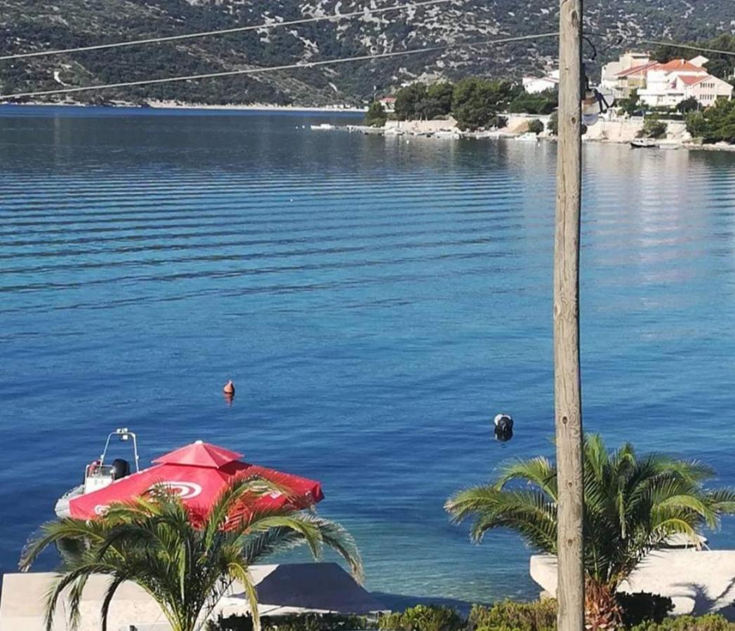 Apartman Mila Marina Esterno foto